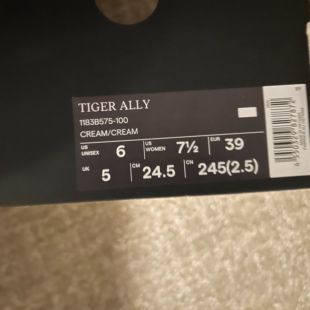 Onitsuka Tiger; Tiger Ally Women's Cream Sneakers - Picture 6 of 6